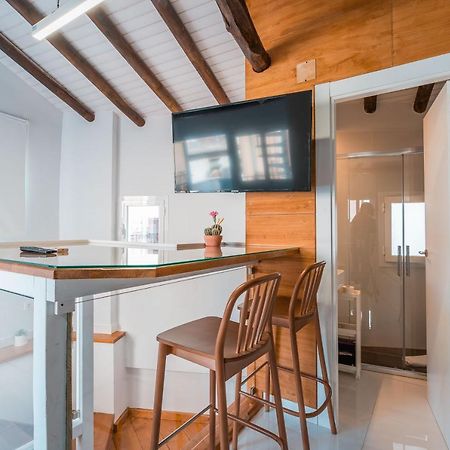 Qh Eme Suites Granada Kültér fotó